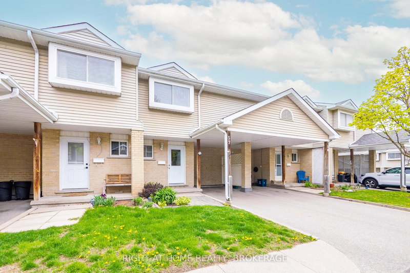 57 - 125 Sekura Cres, Cambridge, N1R 8B4 | Image 3