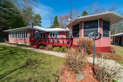 1063 Perry Rd, Cloyne - Frontenac North image-0-1