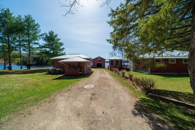 1063 Perry Rd, Cloyne - Frontenac North image-0-2