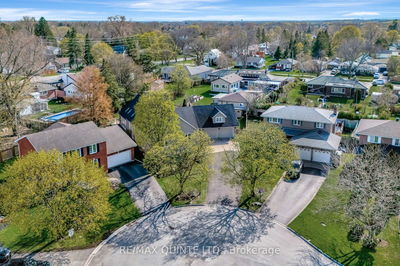 14 Thompson Crt, Belleville - Belleville Ward image-0-3
