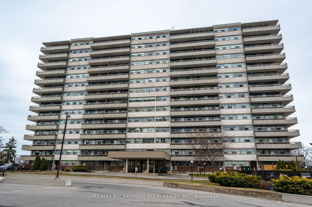 1103 - 215 Glenridge Avenue