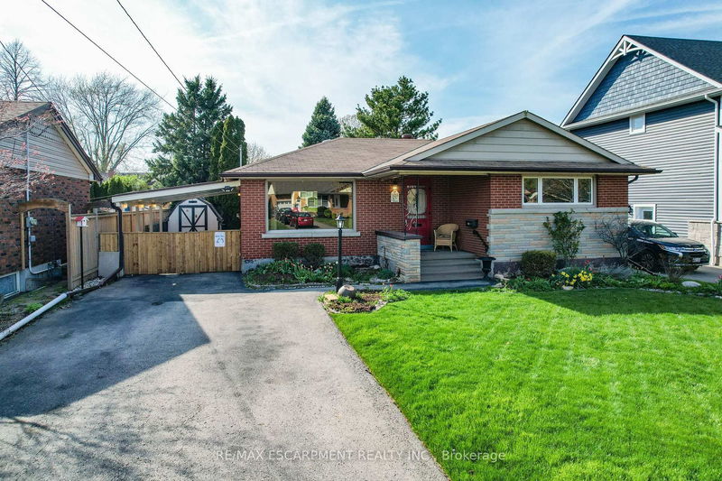 29 Old Orchard Ave, Grimsby - Grimsby Beach image-0-0
