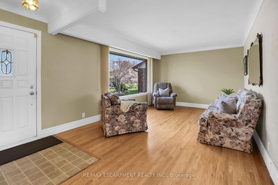 29 Old Orchard Ave, Grimsby - Grimsby Beach image-0-3
