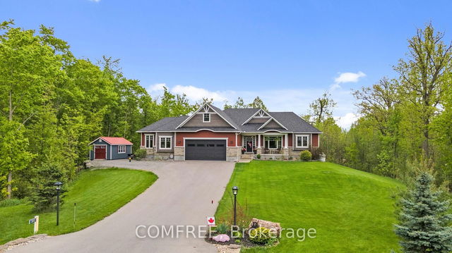 202 Denise Crescent