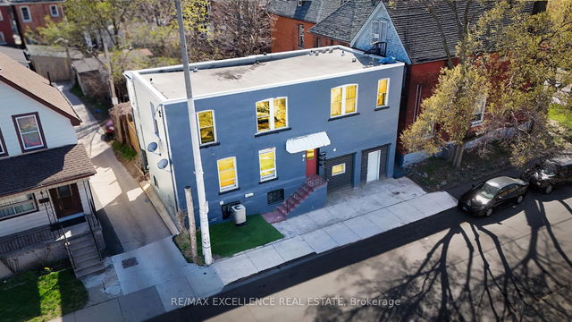 4 Rosemont Avenue
