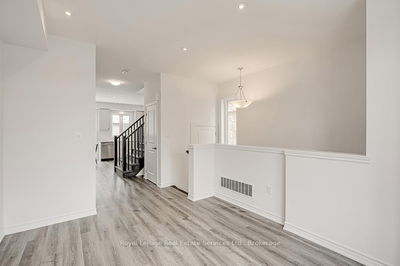 Unit 42 — 461 Blackburn Dr, Brantford -  image-0-3