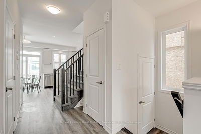 Unit 42 — 461 Blackburn Dr, Brantford -  image-0-4