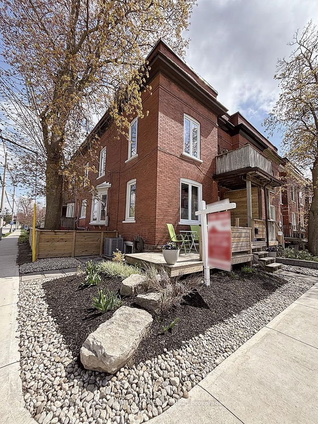 43 Cedar Street
