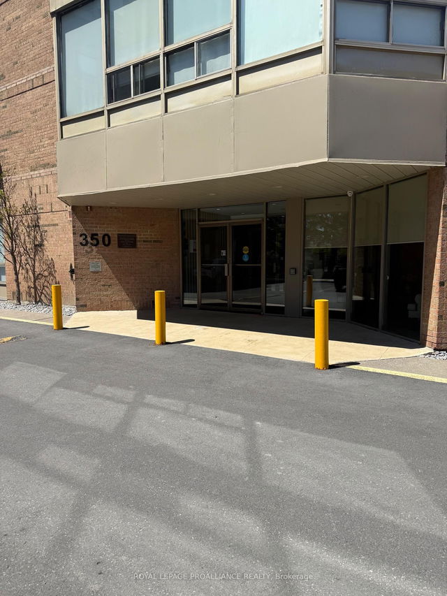 405 - 350 Front Street