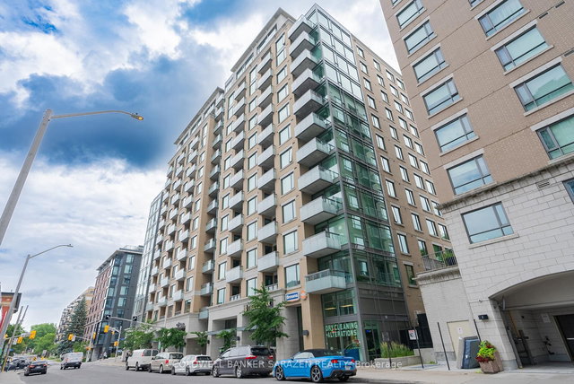 1001 - 238 BESSERER Street