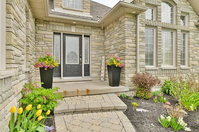 30 Cooke Crt, Belleville -  image-0-4