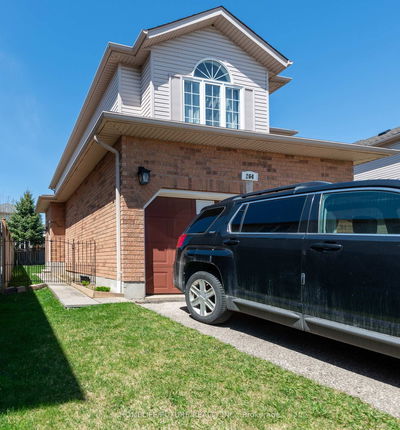 264 Holbeach Crt, Waterloo -  image-0-3