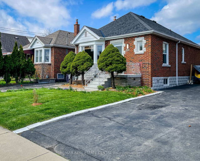 112 Tragina Avenue