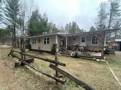 30 Hunters Run Lane, Chalk River - Chalk River and Laurentian Hills South