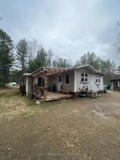 30 Hunters Run Lane, Chalk River - Chalk River and Laurentian Hills South image-0-1