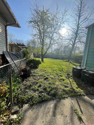 478-480 Cameron Ave, Windsor - Windsor image-0-3