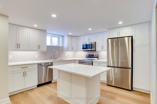 LOWER - 138 Catherine Street