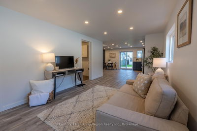 1184 Mcintyre St, North Bay - West End image-0-2