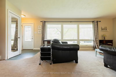 3572 Catherine St, Thames Centre - Dorchester image-0-3