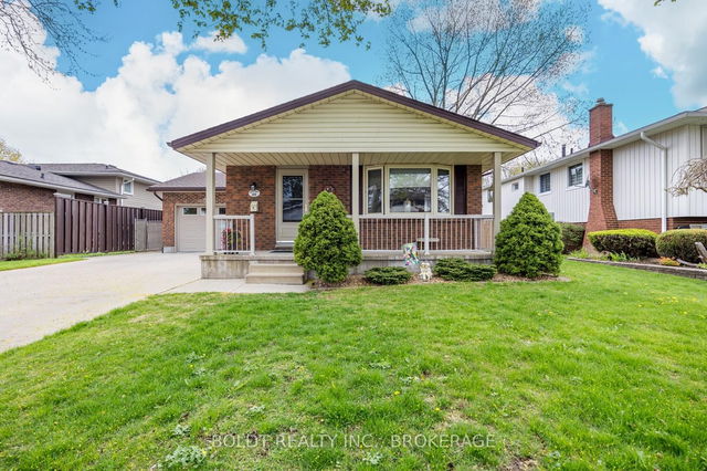 49 Rochelle Drive