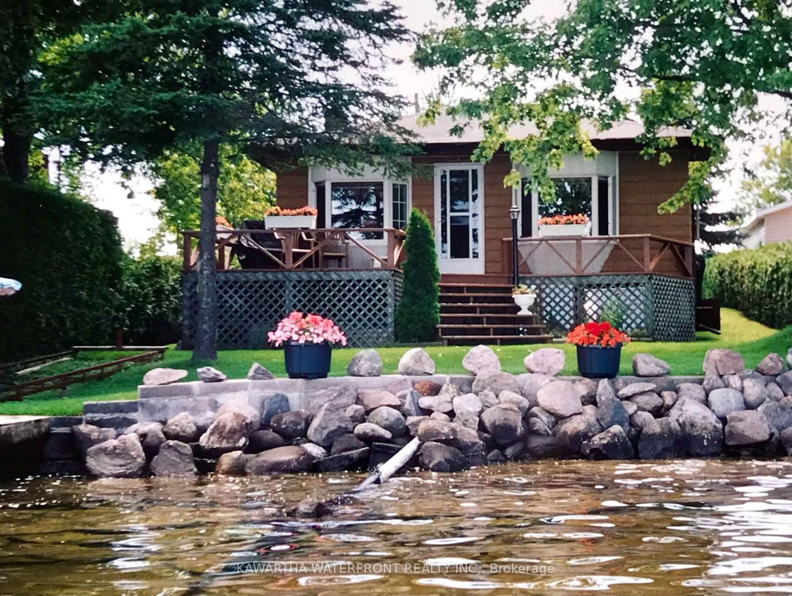 Property at 6 Oriole
