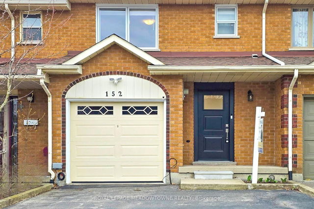 152 Essling Avenue