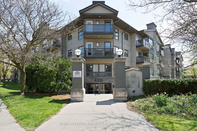 315 - 15 Jacksway Crescent