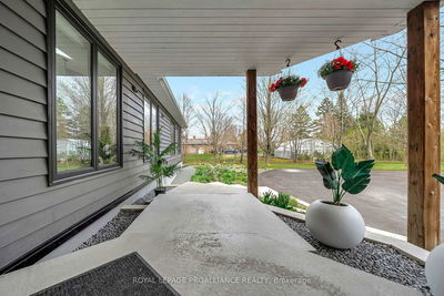 135 Hiscock Shores Rd, Prince Edward County - Ameliasburg Ward image-0-2