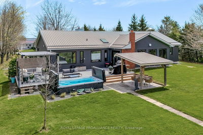 135 Hiscock Shores Rd, Prince Edward County - Ameliasburg Ward image-0-3