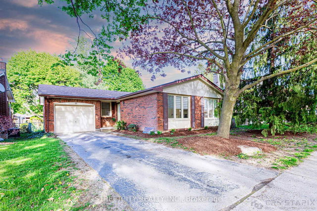 19 Windingway Crescent