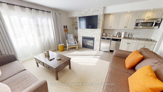 53-303 - 1235 Deerhurst Drive