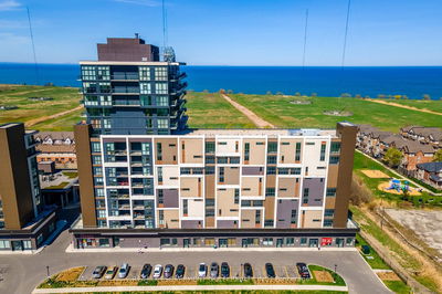 Unit 404 — 550 North Service Rd, Grimsby - Grimsby Beach image-0-1