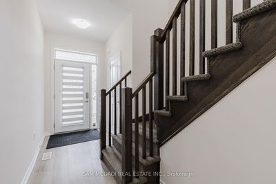 Unit 18 — 461 Blackburn Dr, Brantford -  image-0-4