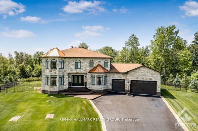 699 Ballycastle Crescent