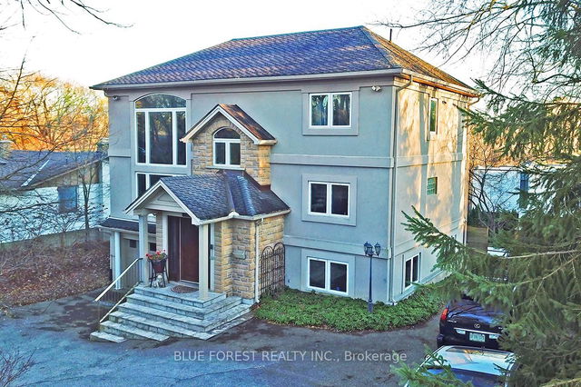 754 Riverside Drive