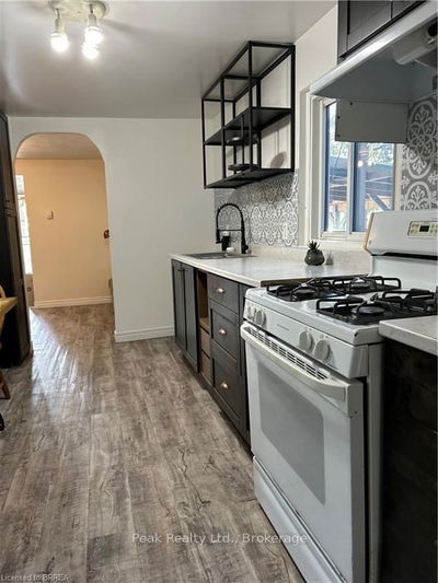 3852 Roxborough Ave, Fort Erie - Crystal Beach image-0-1