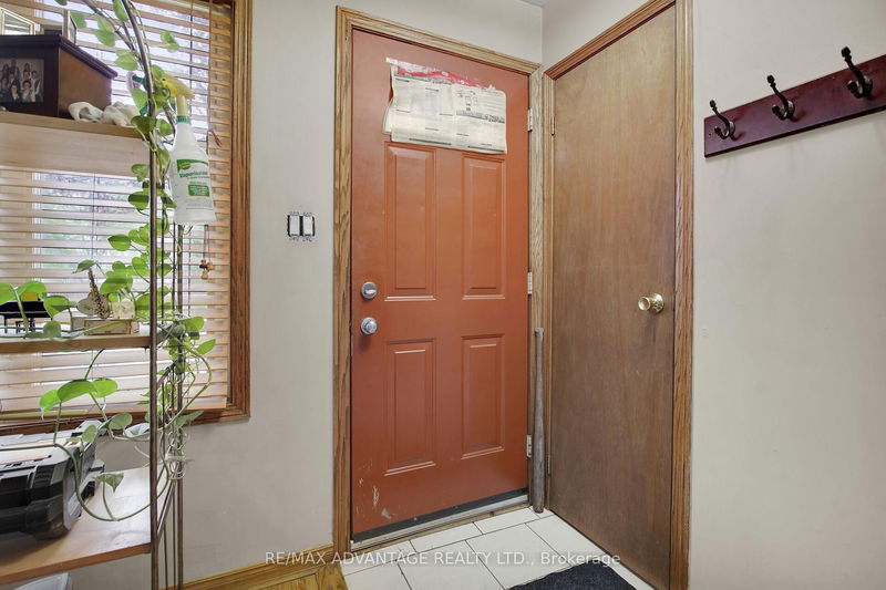 Room2
