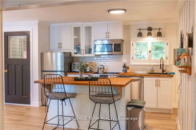 242 Chanonhouse Rd, Barry's Bay - Madawaska Valley image-0-4