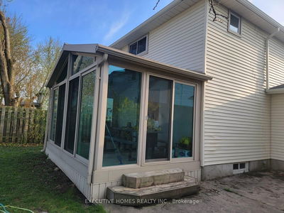 595 Preston Pkwy, Cambridge -  image-0-4