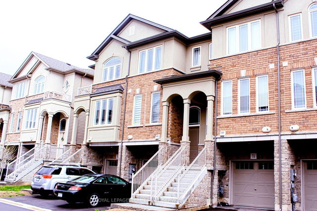 73 Aquarius Crescent