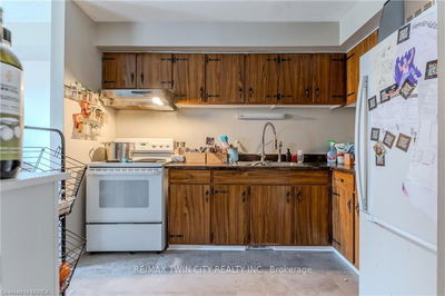 Unit 23 — 5 Raleigh St, Brantford -  image-0-4