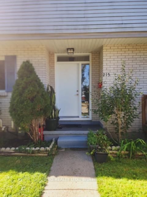 Townhouse for sale at 215 Boullee Street, London East, East C, N5Y 1T9 - MLS: X12131087