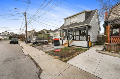 18 Allandale St, Hamilton - Crown Point image-0-1