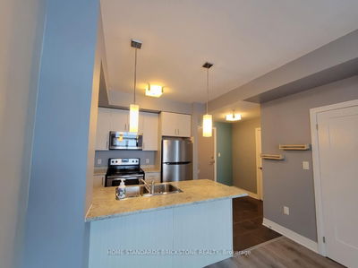 Unit 323 — 10 Concord Pl, Grimsby - Grimsby Beach image-0-4