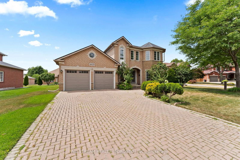 4629 Tournament Crt, Windsor -  image-0-0