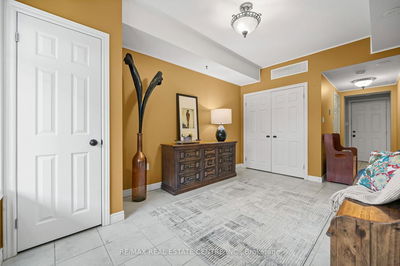 Unit A2 — 70 Willowrun Dr, Kitchener -  image-0-4