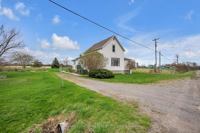 1205 County Road 18 Rd, Prince Edward County - Athol Ward image-0-1