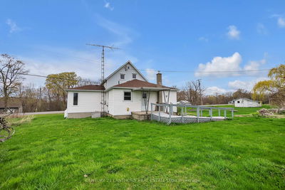 1205 County Road 18 Rd, Prince Edward County - Athol Ward image-0-3