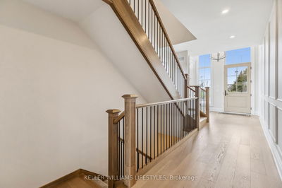 6881 Heathwoods Ave, London South - South V image-0-2