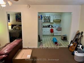337 Coleman St, Belleville - Belleville Ward image-0-4